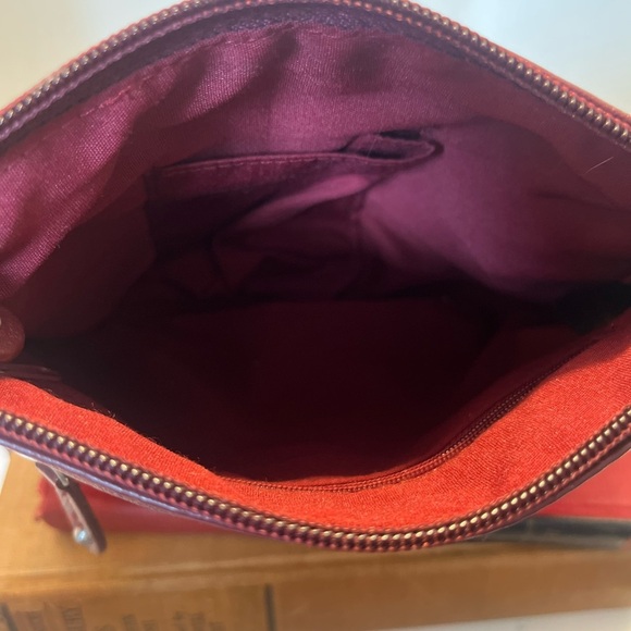 OXBLOOD / BURGUNDY GENUINE LEATHER - VINTAGE CROSSBODY PURSE - Picture 4 of 10